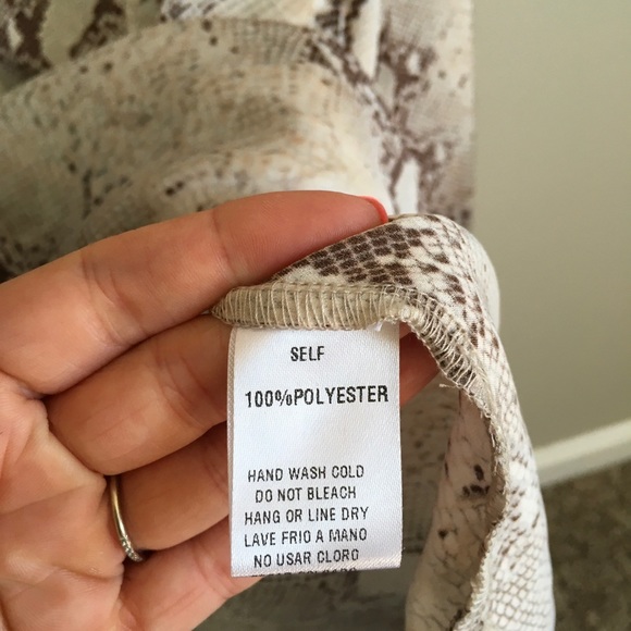 Easel Python Snake Print oversized satin blouse - Picture 4 of 5